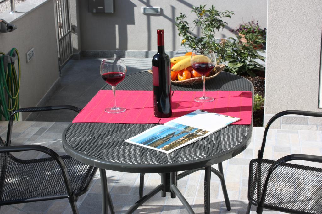 Aurora Apartments Šibenik Екстериор снимка