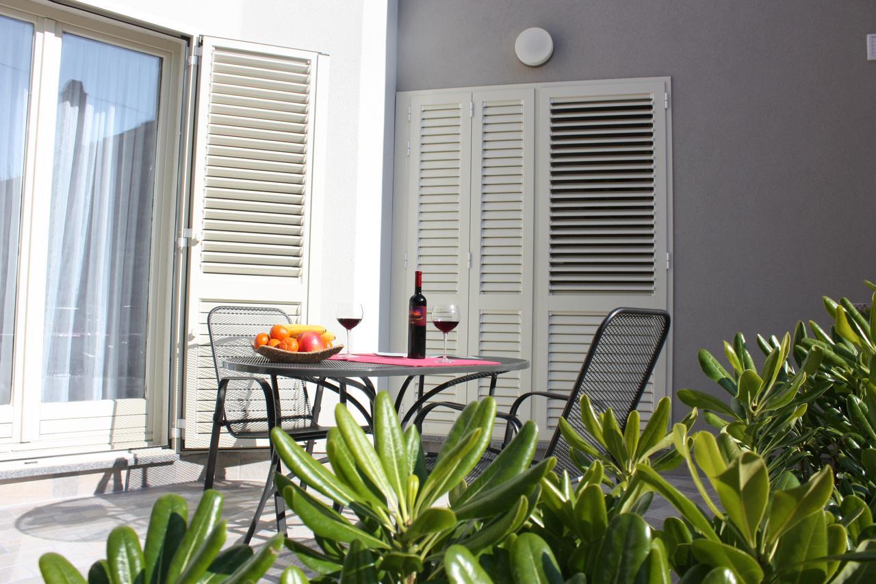 Aurora Apartments Šibenik Екстериор снимка